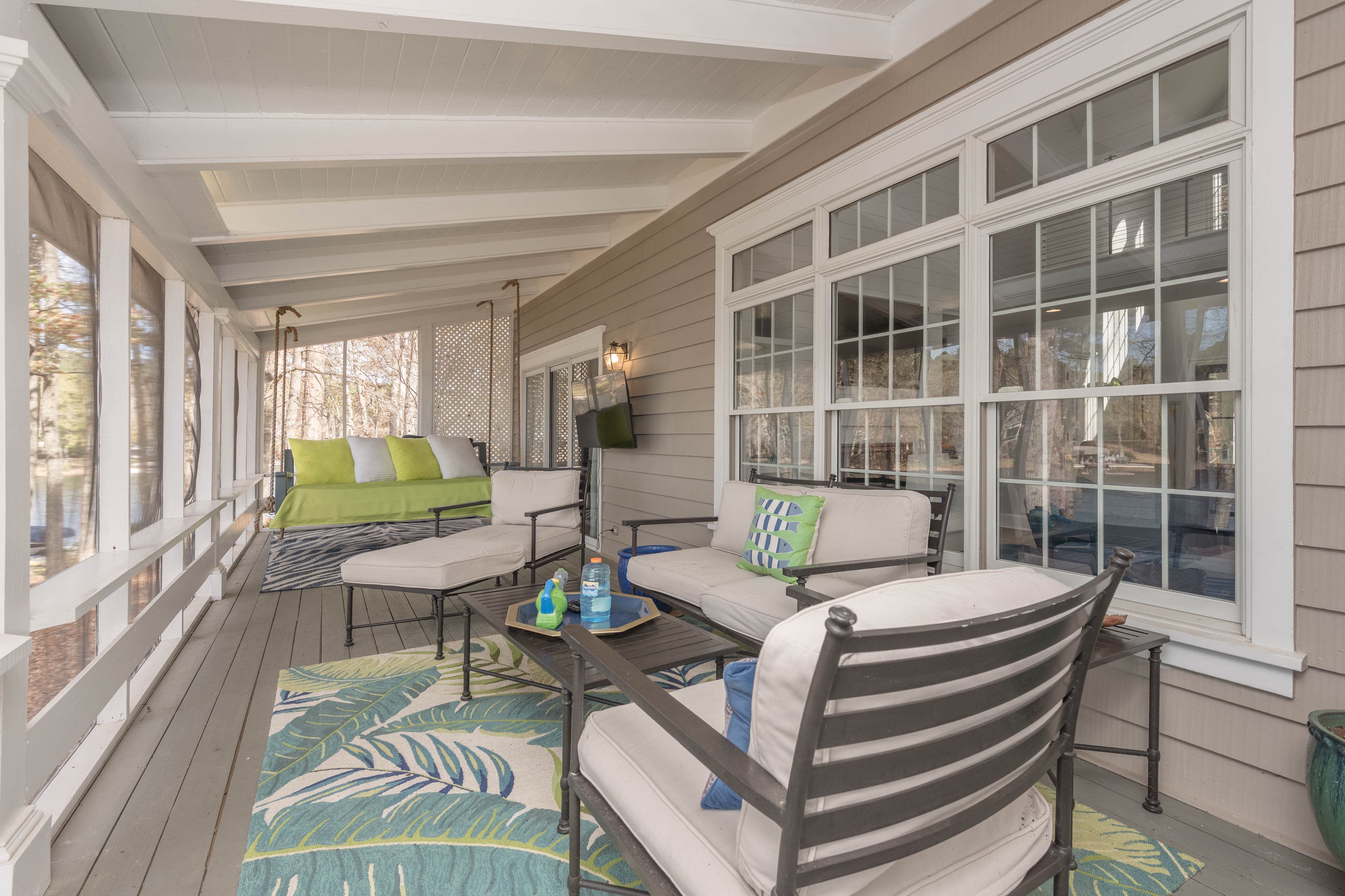 1571 Snug Harbor Drive image 12